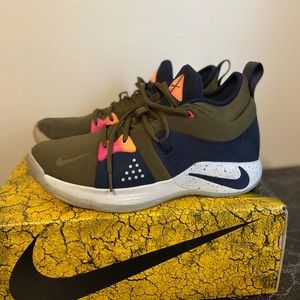 Nike Basketball Shoe PG 2